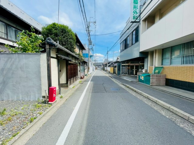 京町九丁目の前面道路含む現地写真