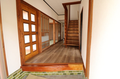 【玄関】 | 桜川市御領4LDK中古住宅