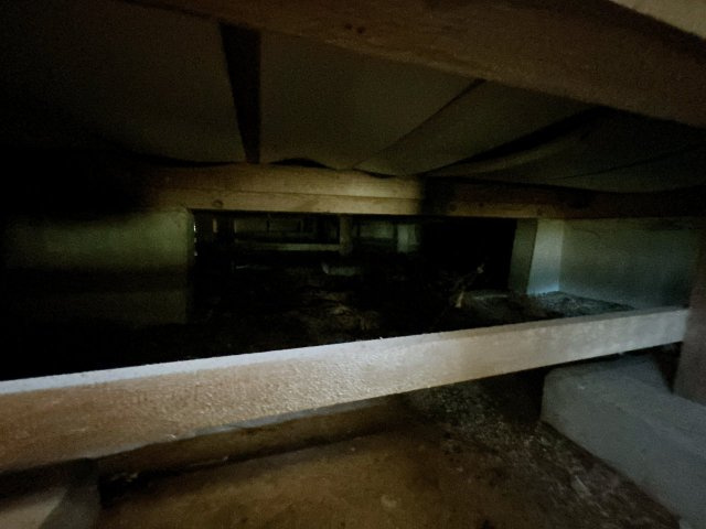 柏崎市大字茨目　戸建てのその他|中古住宅の3大リスクである、雨漏り、主要構造部分の欠陥や腐食、給排水管の漏水や故障を２年間保証します。その前提で床下まで確認の上でリフォームし、シロアリの被害調査と防除工事もおこないます。