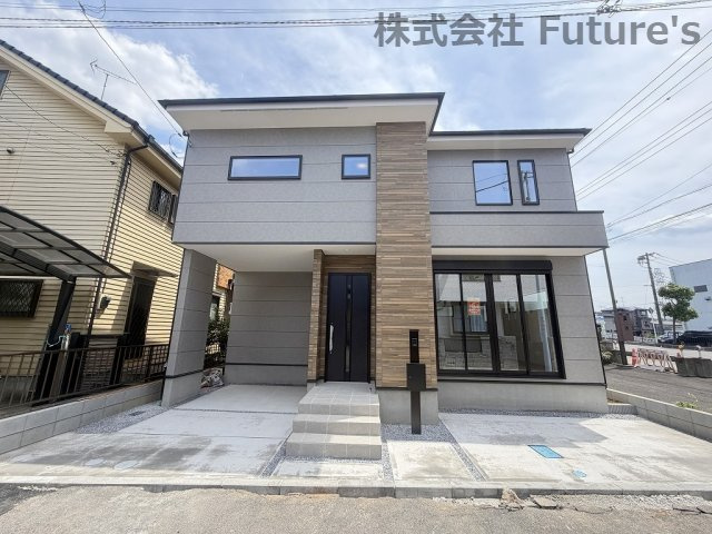 三郷市鷹野4丁目　新築戸建の外観|「三郷中央」駅・「松戸」駅・「金町」駅からバス便あり！