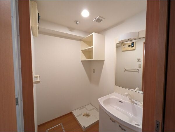 PLATZ KAKUOZANの洗面所