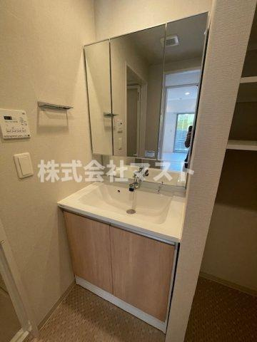 シーズンフラッツ靭本町の洗面所