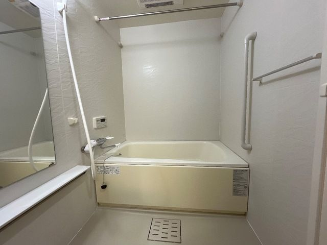 ノーブル　ピュアの浴室