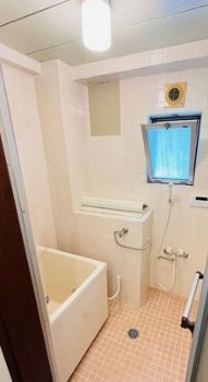 八王子市館町の賃貸マンションの浴室
