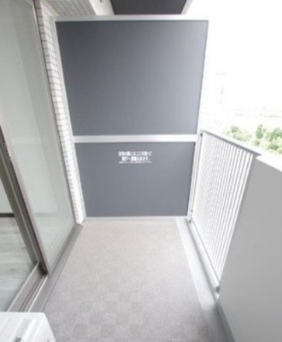 フュージョナル赤羽EASTのバルコニー