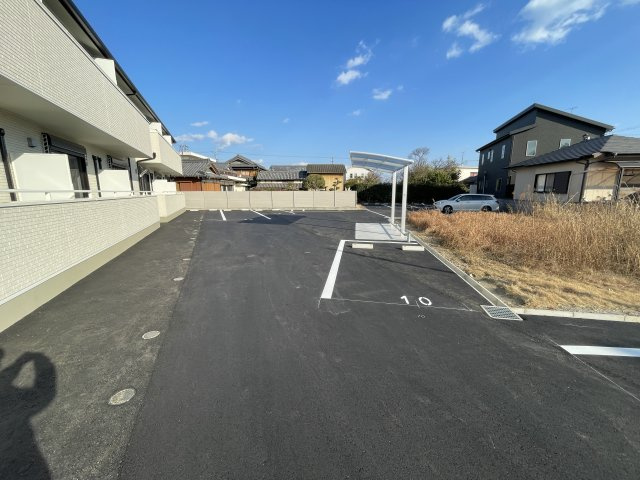 【駐車場】 | 駐車場に車を止められます