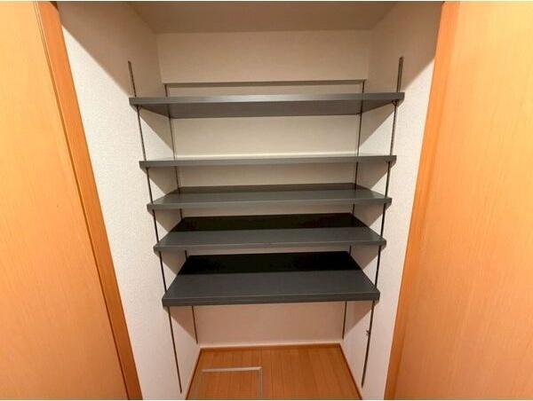 PLATZ KAKUOZANの玄関
