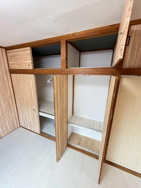横浜市緑区鴨居３丁目のアパートの収納