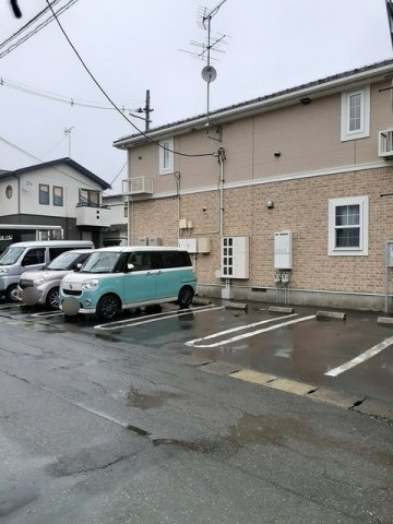 オーヴＡ＆Ｍの駐車場