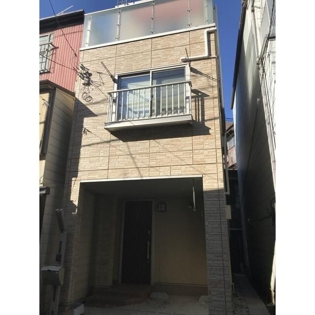 南麻布３丁目貸家の外観