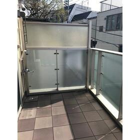 南麻布３丁目貸家のバルコニー|※別部屋参照