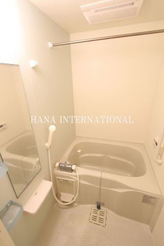 プラウディア多摩川の浴室