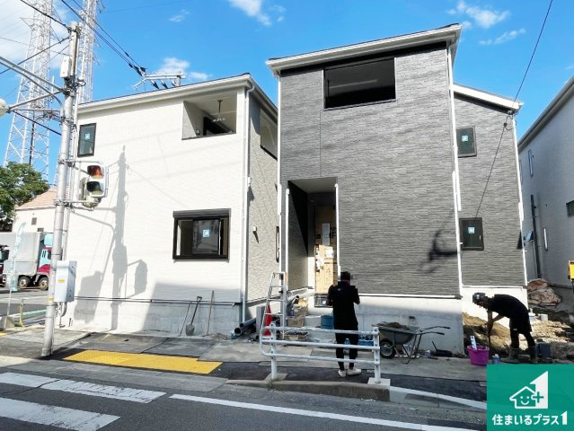 尼崎市大庄中通　第8期　新築一戸建ての外観|現在の進捗状況です！順調に作業進行中、完成が待ち遠しいです！詳細の間取り等、お気軽にお問い合わせください！