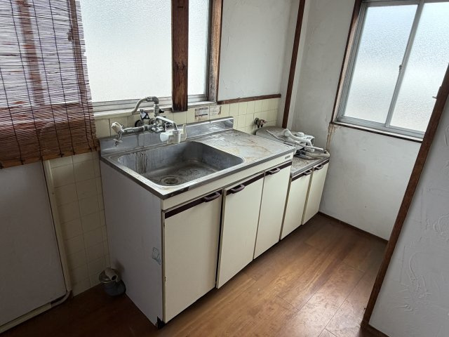 山下様住居付店舗のキッチン