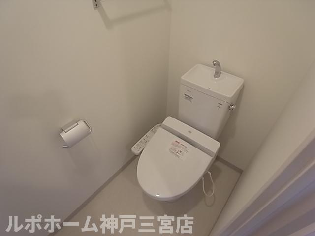 AOI FLATSのトイレ