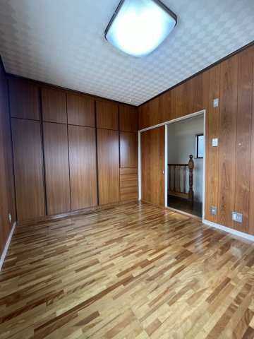 高石加茂　戸建ての洋室|コンパクトで使いやすい洋室です