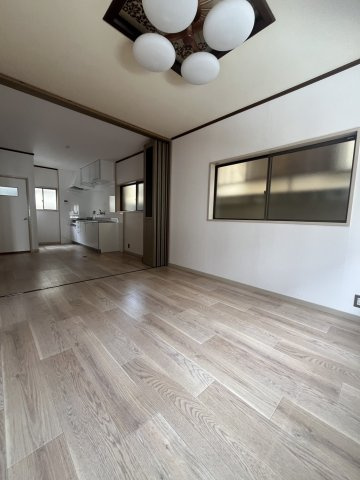高石加茂　戸建ての洋室|使い勝手のいい洋室です