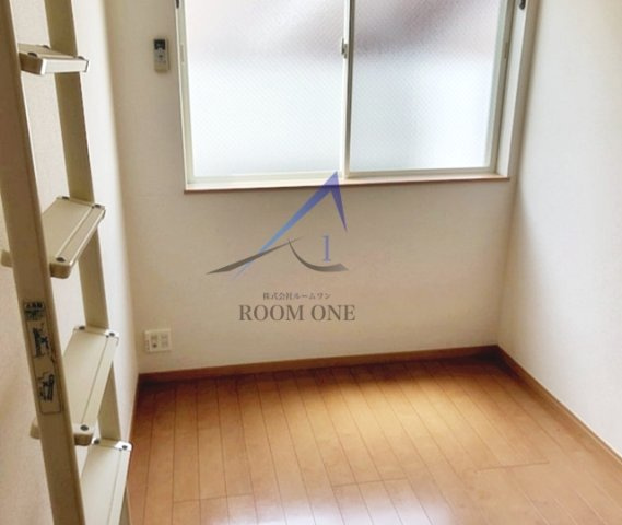 コートレジデンス の居間・リビング|洋室のお部屋です。