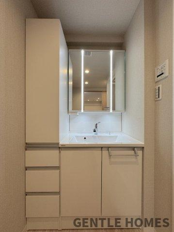 JGMヴェルデ春日弐番館の独立洗面台