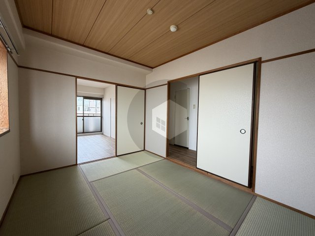 シャトー中野の和室