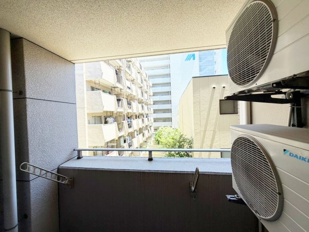 CASSIA江坂のロビー