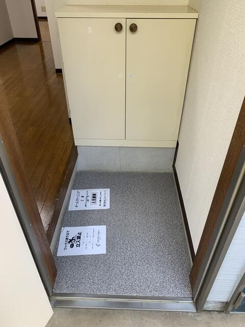 ファミールの玄関