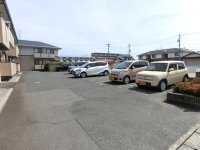 【駐車場】 | ラルカンシェルB棟