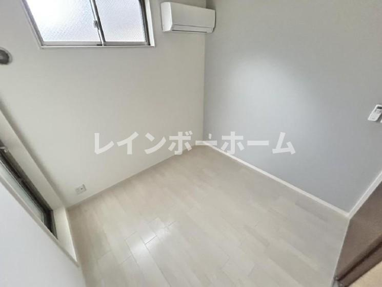 F asecia Parureの内装
