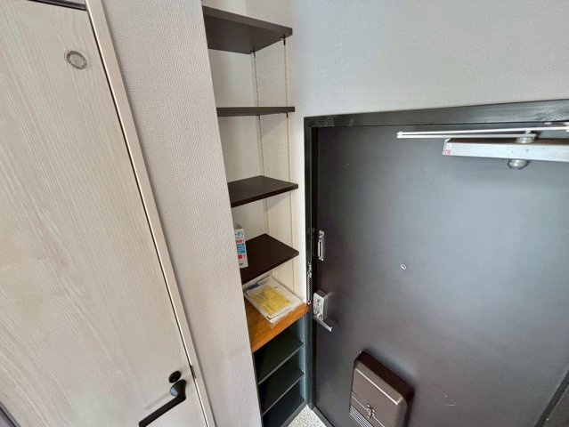 ハッピーコート豊沢の玄関