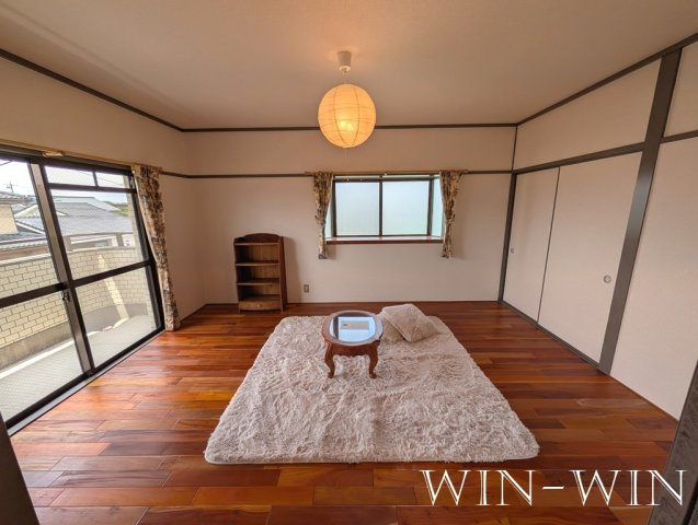 ユトリロ上地町の寝室