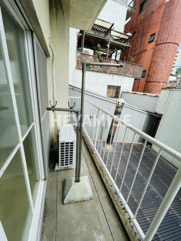 大野ビルのバルコニー