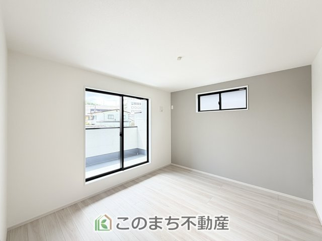 リガーレ宇都宮市鶴田町28期の洋室|南向きで陽当たりの良い洋室♪風通しもよく快適です☆