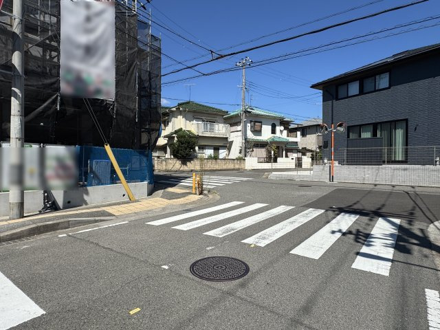明石市西明石町２丁目新築戸建１号棟の前面道路含む現地写真|2026年9月1日撮影