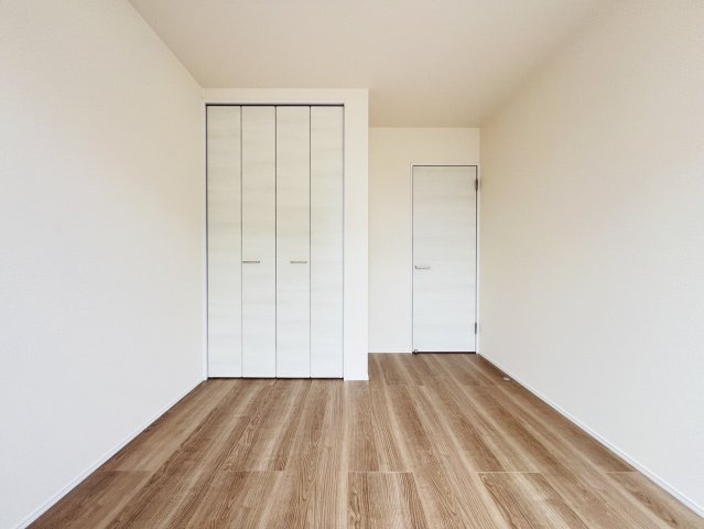 知多市梅が丘1丁目149番、149番1、149番2『仲介手数料無料』新築一戸建て・建売の洋室