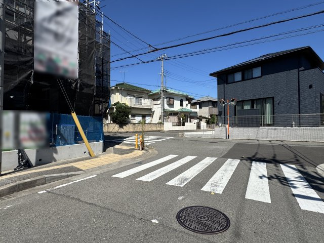 明石市西明石町２丁目新築戸建２号棟の前面道路含む現地写真|2026年7月20日撮影