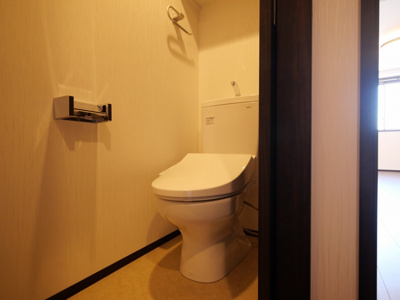 【トイレ】 | プレジオ長田 | 落ち着いた色調のトイレです