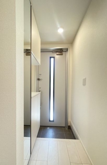 大久保2丁目貸家の玄関|落ち着いた玄関です