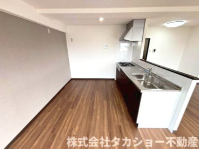 【キッチン】 | メゾン本町 | キッチンでお料理をお楽しみください