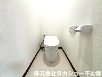 【トイレ】 | メゾン本町 | ゆったりとした空間のトイレです