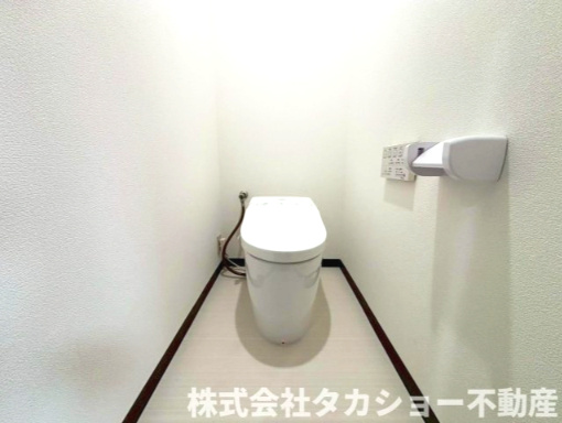 【トイレ】 | メゾン本町 | ゆったりとした空間のトイレです
