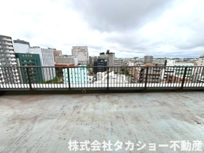 【バルコニー】 | メゾン本町 | お洗濯にも便利なバルコニー付き