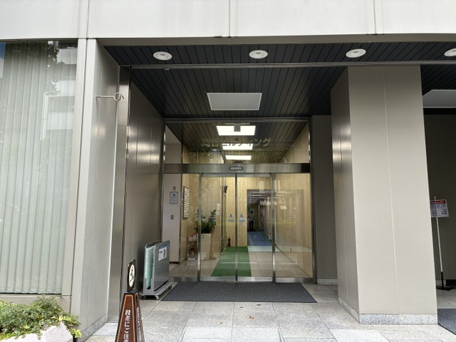 岡谷ビルディングの外観