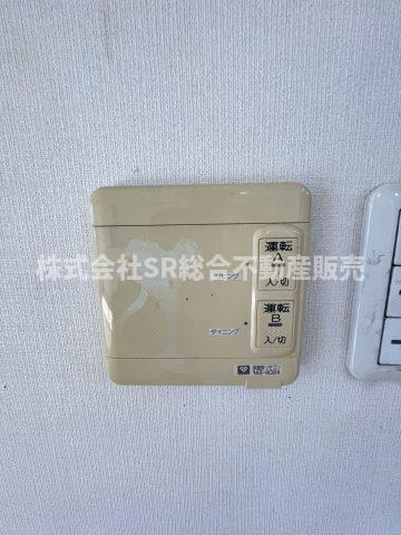 布市町2丁目中古戸建の設備|冬場には重宝する床暖房有♪