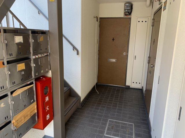 アクセルフラッツのエントランス