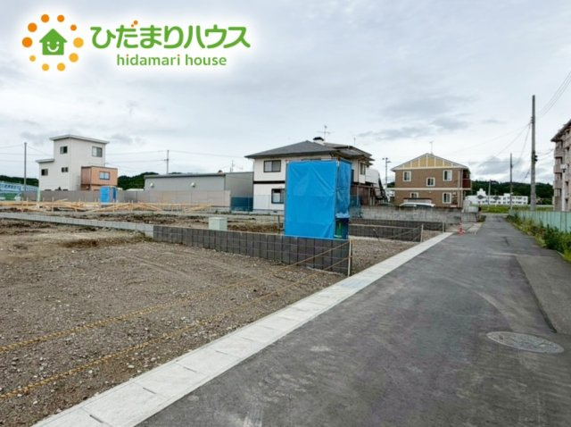 いわき市平城東1丁目第1　新築戸建　13号棟の前面道路含む現地写真|スーパー至近で、お買い物に便利な立地です(#^^#)