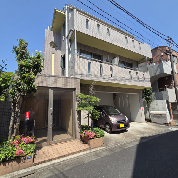 ビオトープ多摩川のエントランス