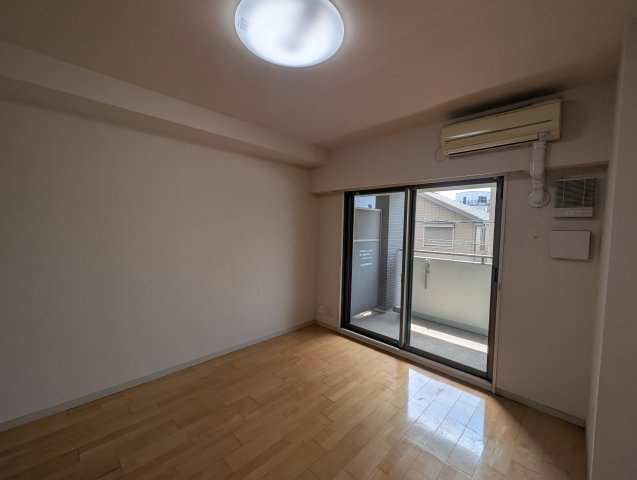 淀川ウエストタワーの居間・リビング