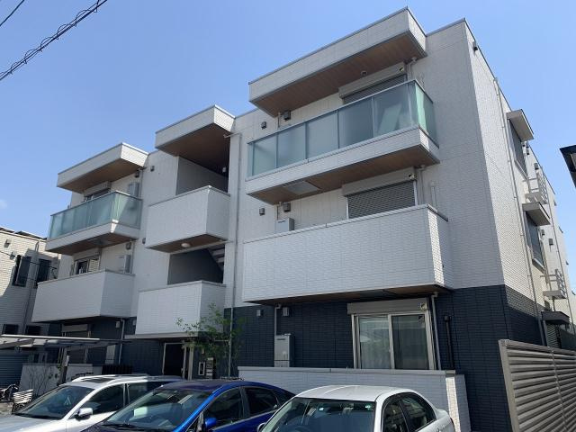 アグレイド北桜塚の外観
