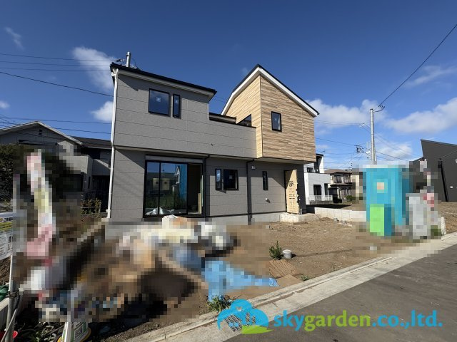 藤沢市高倉３期　新築戸建　全１棟の外観|令和8年8月7日撮影（建築中）