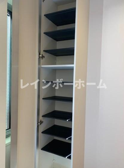 ブエナメゾン京成小岩の玄関